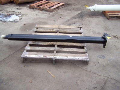 Weighted Accumulator Cylinder